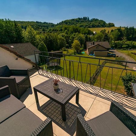 North Loop Rooms Adenau Bagian luar foto