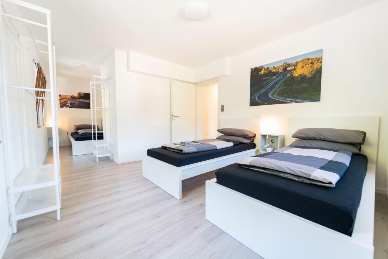 North Loop Rooms Adenau Bagian luar foto